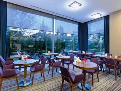 Hampton By Hilton Istanbul Atakoy Hotel Exterior photo